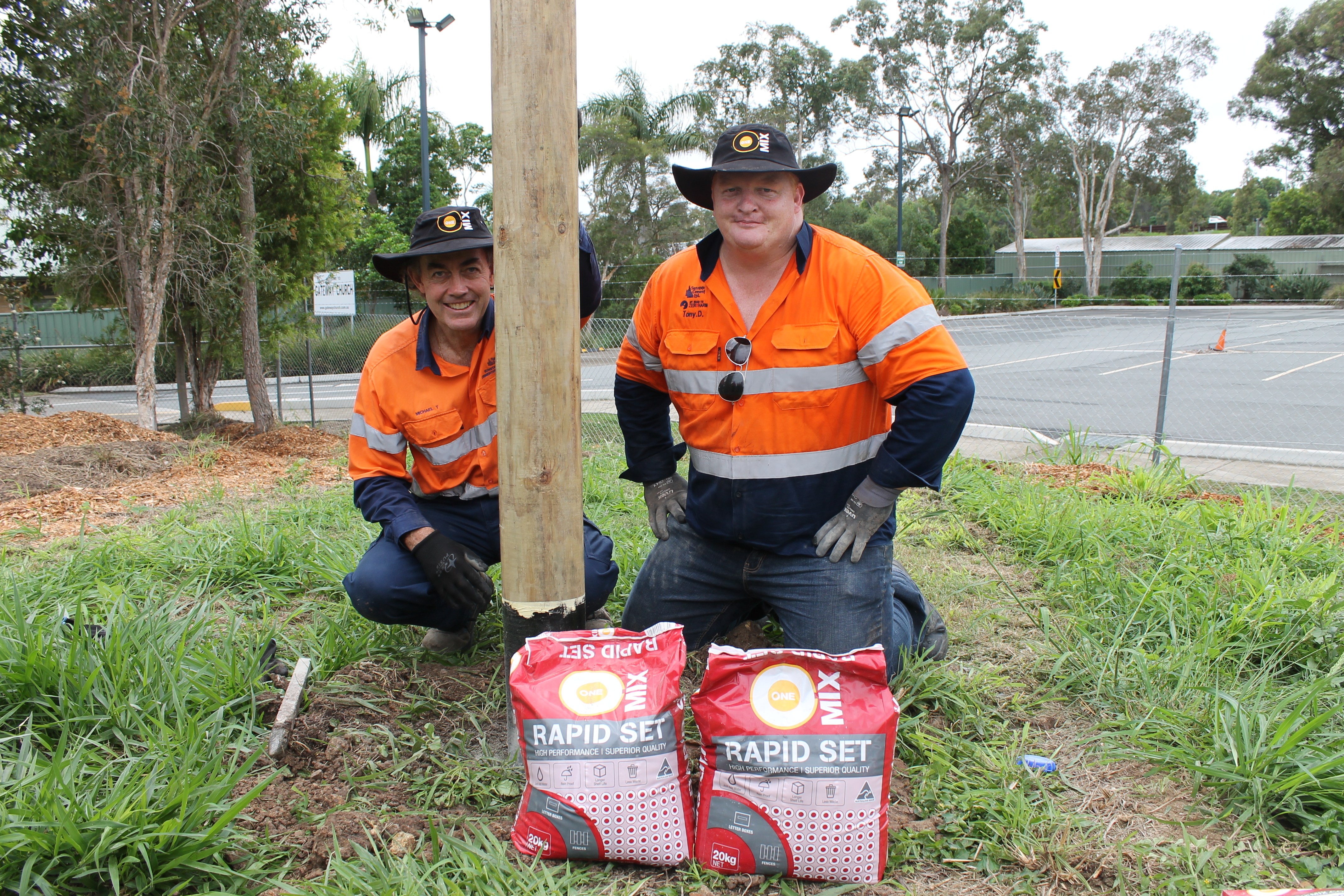 Sunstate Cement employees installing a wildlife nest pole using OneMix Rapid Set.